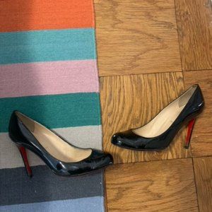 Christian Louboutin Round Toe Black Patent 100mm Pumps Size 40